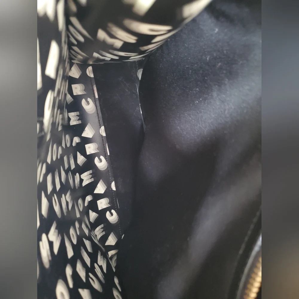 Marc Jacobs Black Leather Tote Sleek Design - Picture 14 of 16
